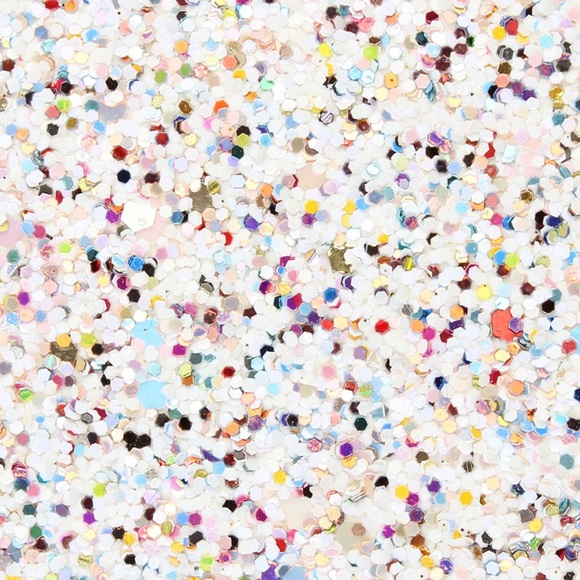 White glitter is around wallet - Picture 3 of 6